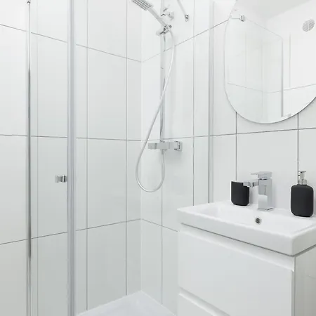 1-Bedroom Apartment - Dluga 65 Street Краків Екстер'єр фото