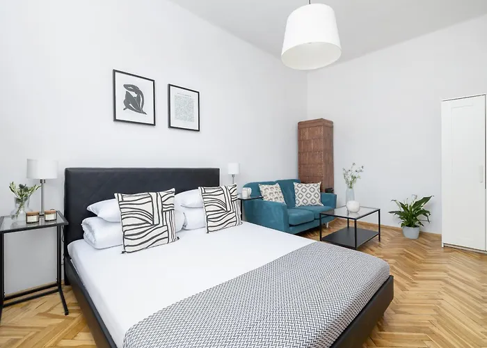 1-Bedroom Apartment - Dluga 65 Street